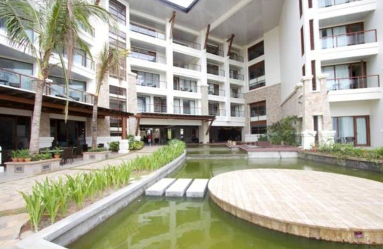The Bellevue Resort Panglao Exterior foto The hotel's lobby